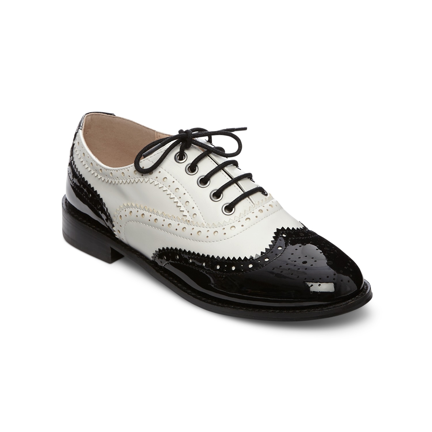 wingtip spectator shoes
